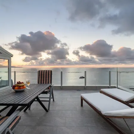 Living Canteras Homes - Beachfront Rooftop Lejlighed